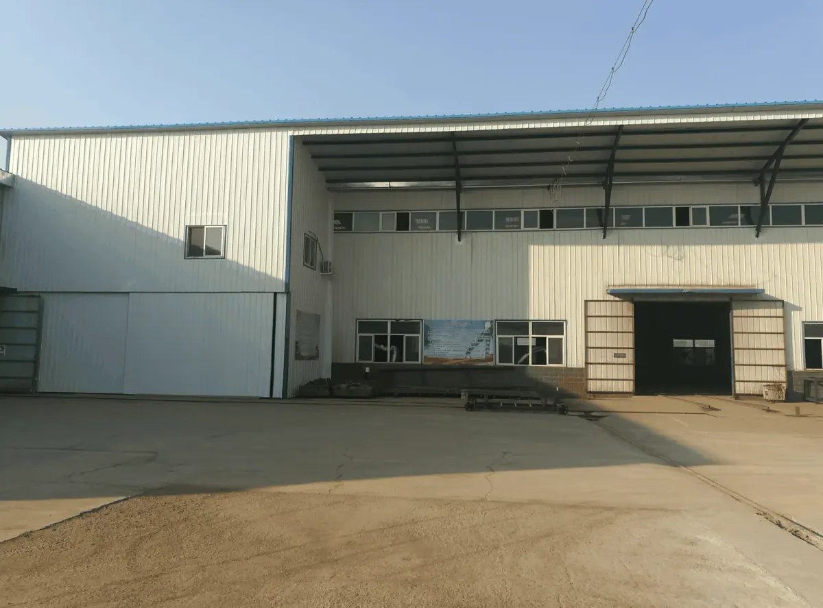 Side view of the Zhongbian workshop building