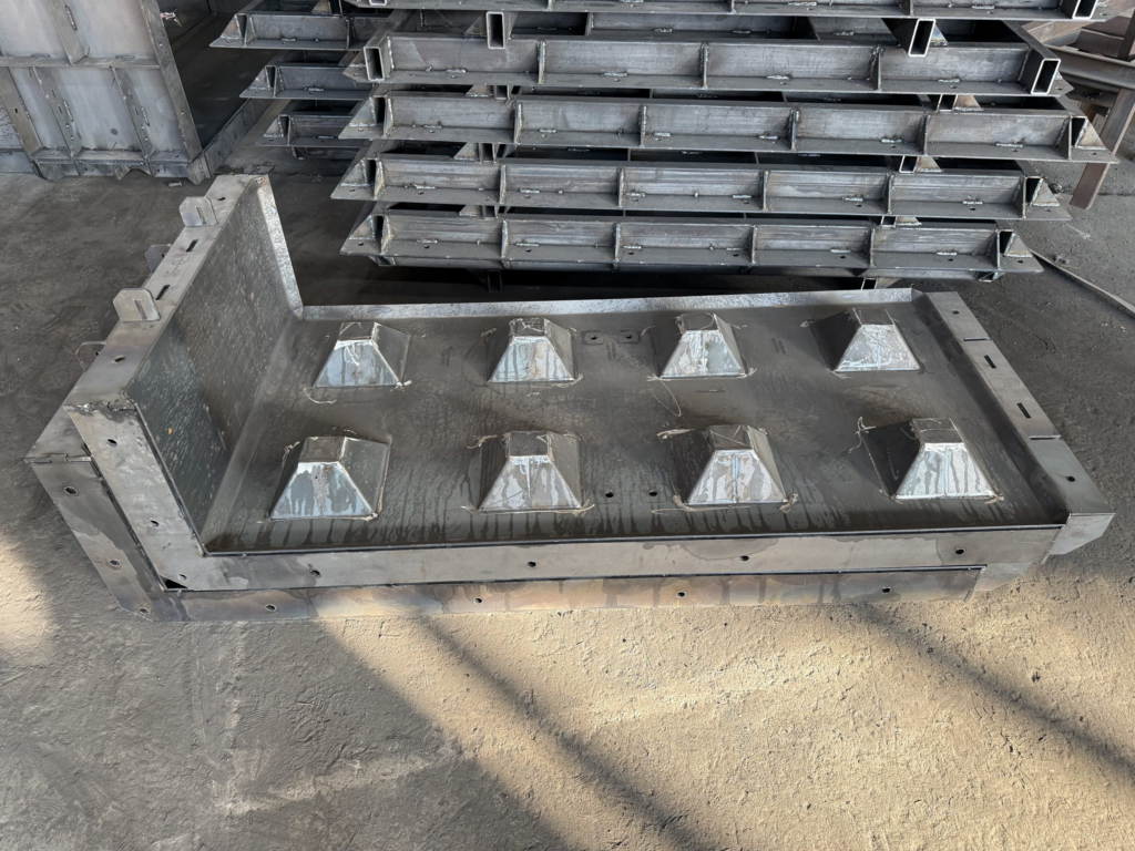 Lego-Style Interlocking Block Steel Formwork